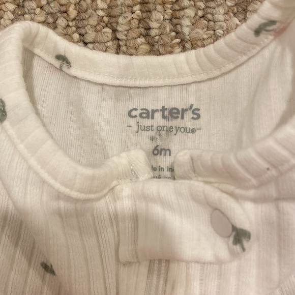 Carter’s Baby Girl Size 6 months Lot of Clothing Pants, Top, Footie Pajamas - Picture 11 of 11